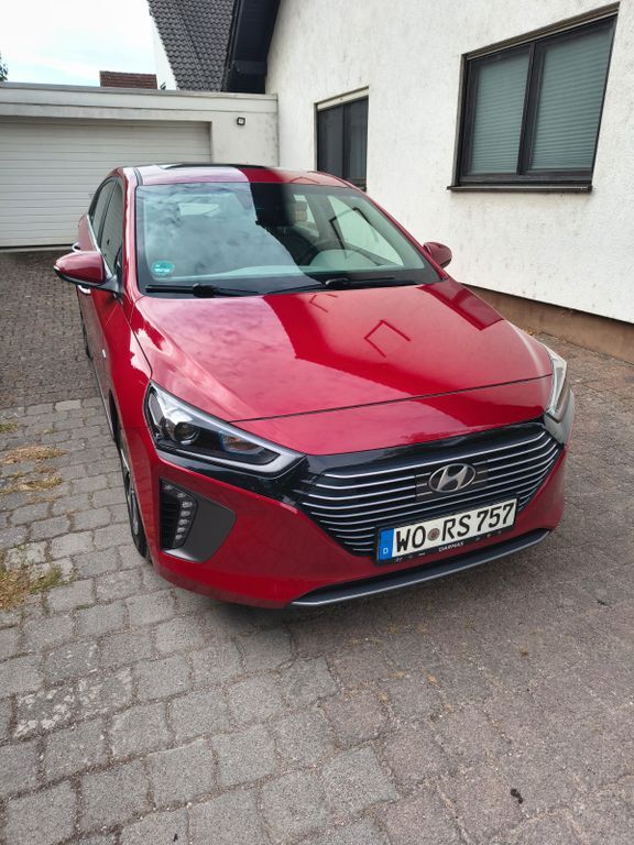 IONIQ