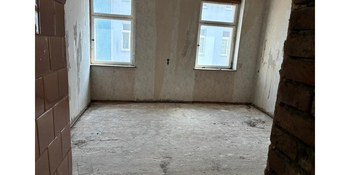 Mehrfamilienhaus, Wohnhaus Zwickau - 10 Zimmer, 560 m&sup2;, 79.500&euro; | Angebot:26550147
