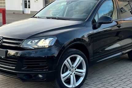 VW Touareg 146.478 km 19.249 &euro; Nienburg 31582