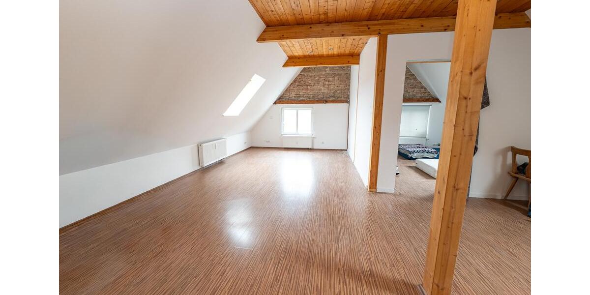 Dachgeschoßwohnung Drochtersen - 3.5 Zimmer, 76 m&sup2;, 798&euro; | Angebot:25268871
