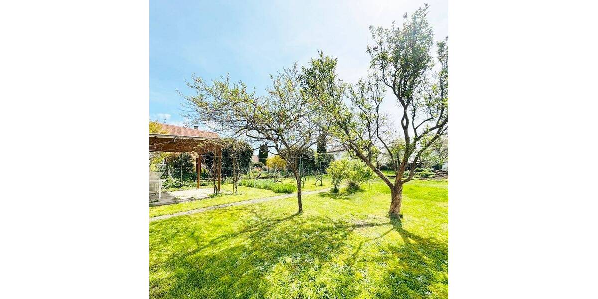 Einfamilienhaus Hilzingen - 8 Zimmer, 192 m&sup2;, 415.000&euro; | Angebot:26276261