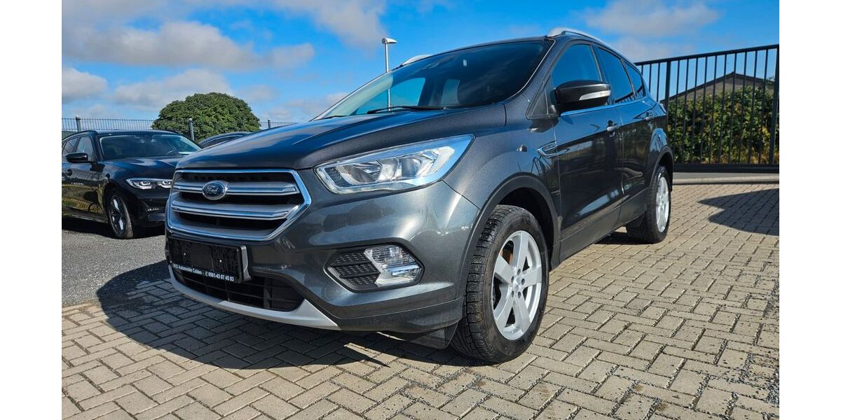 Ford Kuga 115.380 km 9.950 &euro; Calden 34379