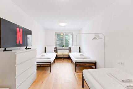 Helle und möbelierte WG Zimmer in zentraler Lage 1 zimmer