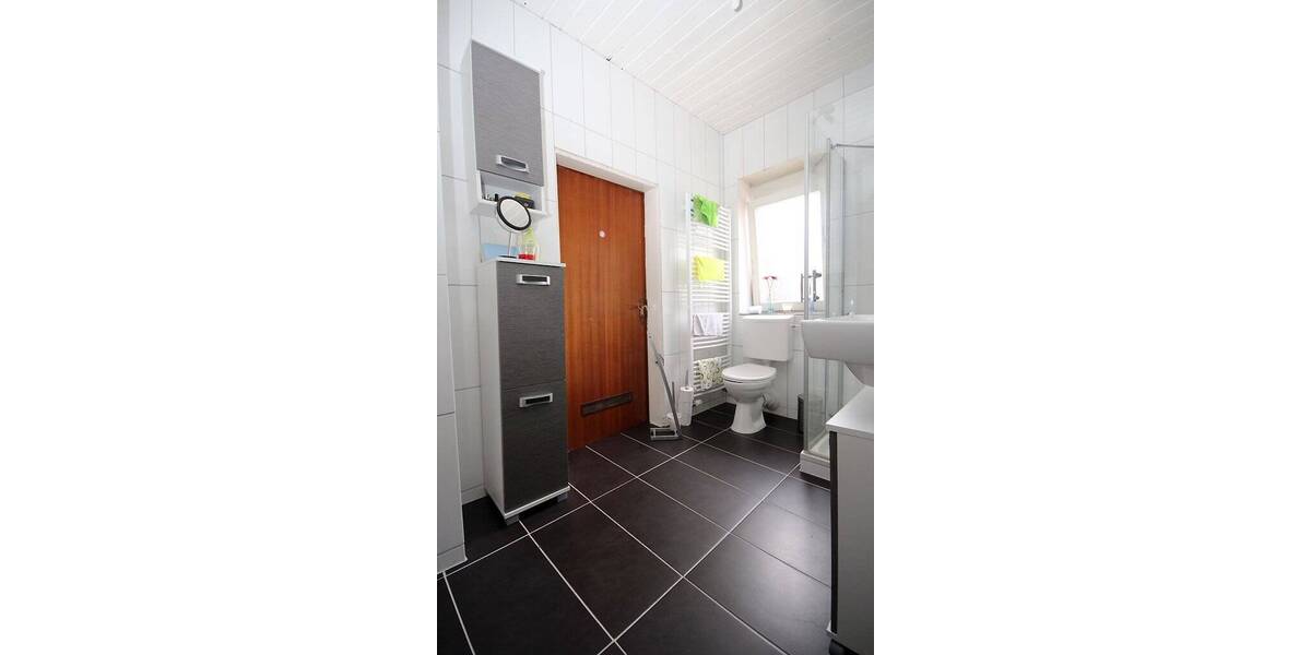 Mehrfamilienhaus, Wohnhaus Mayen - 7 Zimmer, 130 m&sup2;, 155.000&euro; | Angebot:25702341