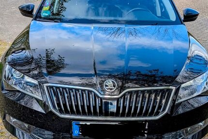Skoda Superb 125.490 km 13.990 &euro; Langenau 89129