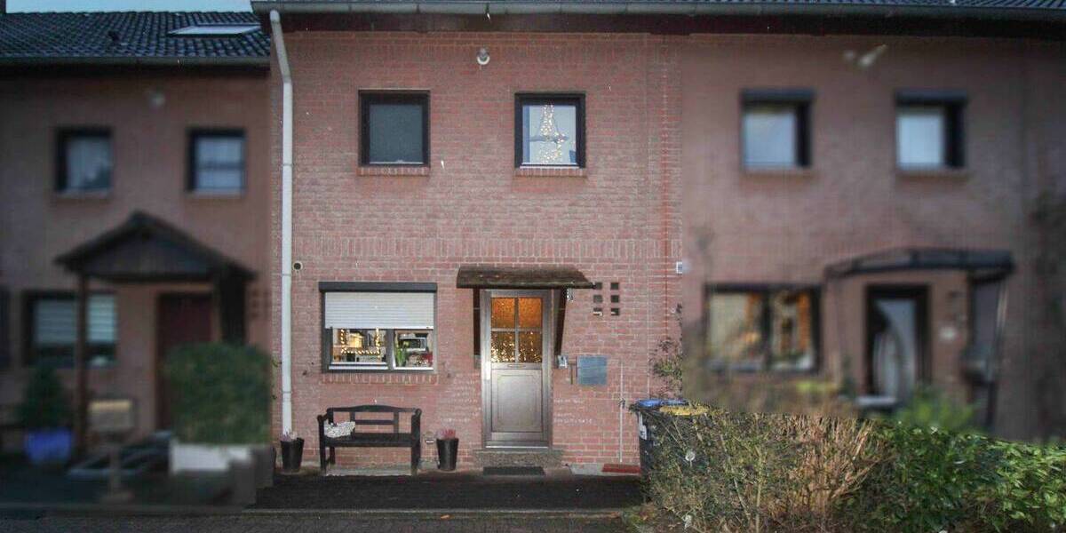 Reihenmittelhaus Duisburg Neumühl - 4 Zimmer, 110 m&sup2;, 255.000&euro; | Angebot:26331485