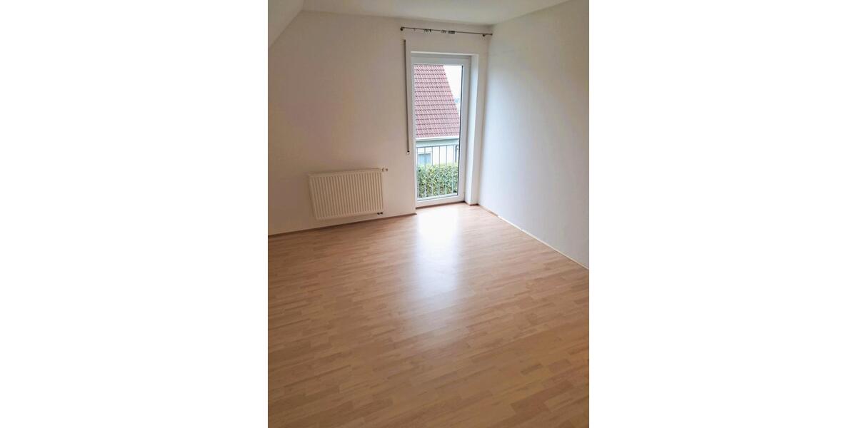 Einfamilienhaus Gunzenhausen - 5 Zimmer, 135 m&sup2;, 1.500&euro; | Angebot:26317362