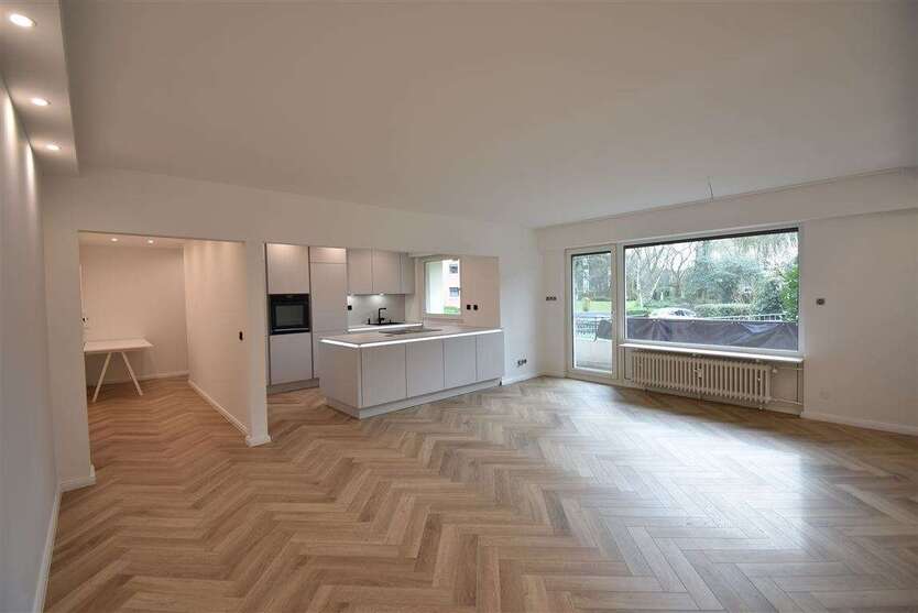 Wohnung zum Kaufen in Neuss 345.000 € 90 m² 4 zimmer