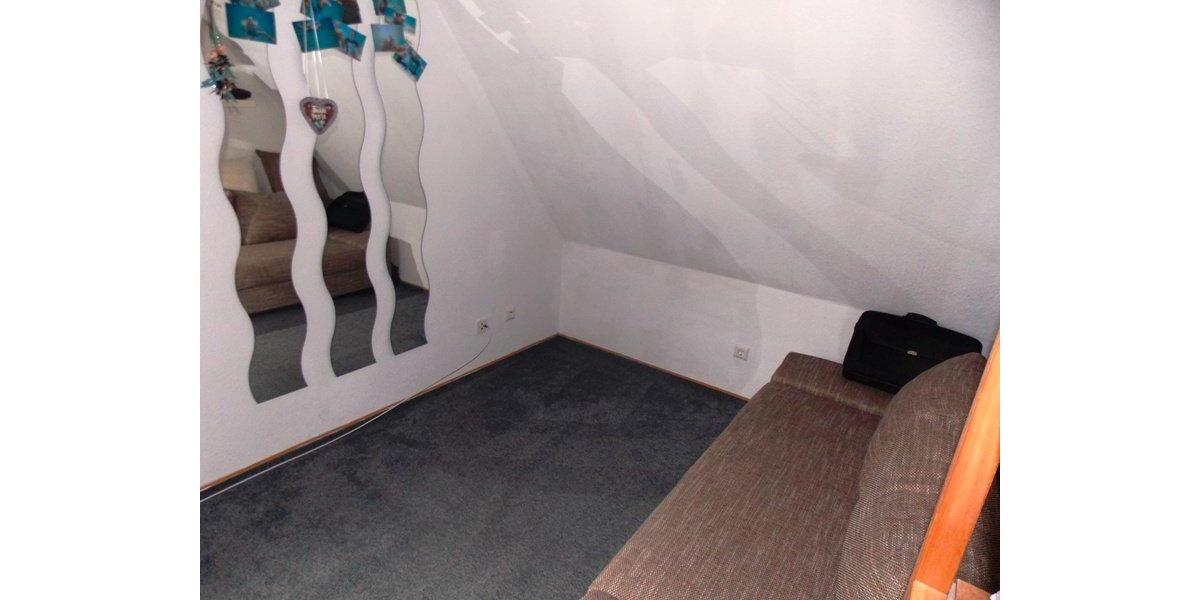 Dachgeschoßwohnung Faßberg - 4 Zimmer, 83 m&sup2;, 620&euro; | Angebot:26162102