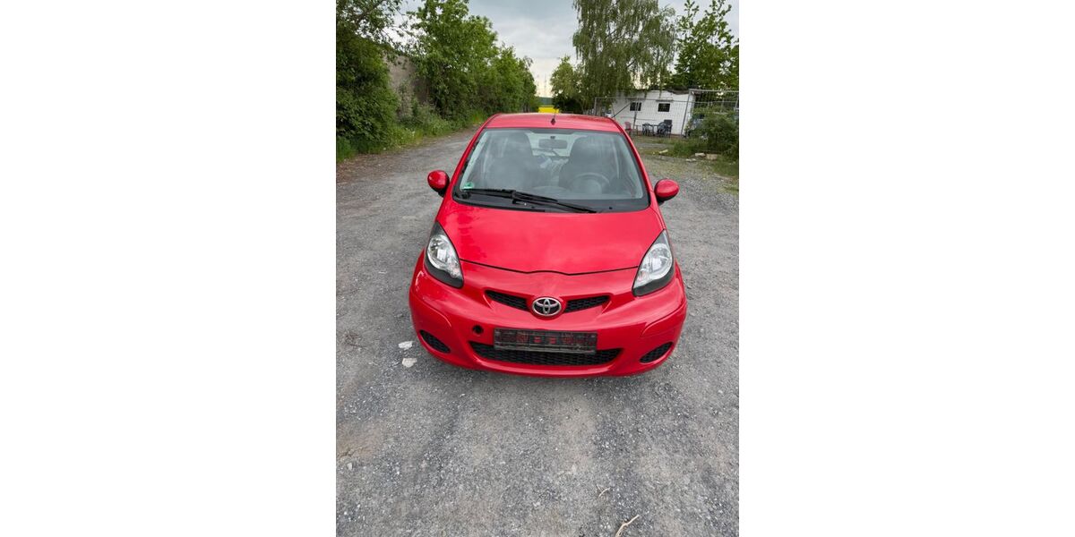 Toyota Aygo (X) 245.000 km 700 &euro; Bad Camberg 65520