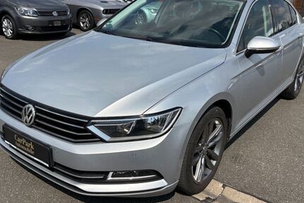 VW Passat 128.602 km 11.999 &euro; Fürth 90763