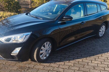 Ford Focus 71.800 km 10.100 &euro; Bad Berleburg 57319