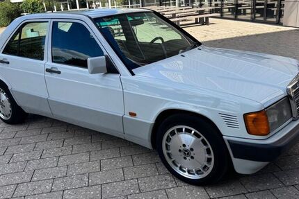 Mercedes 190