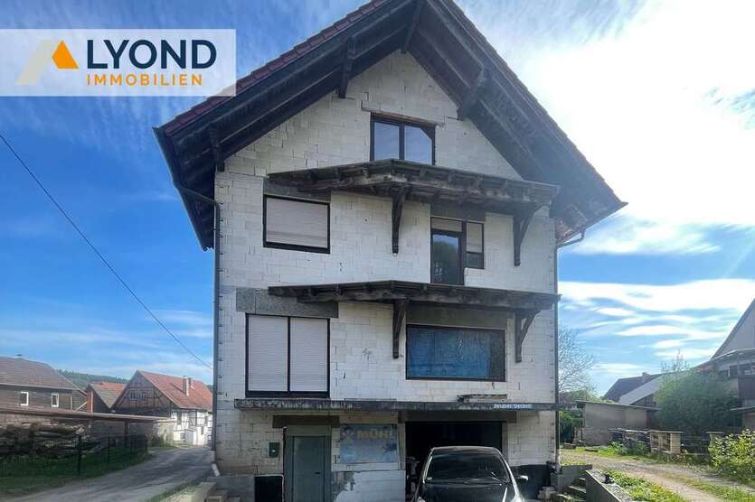 Haus zum Kaufen in Brotterode- Trusetal 130.000 € 208 m²