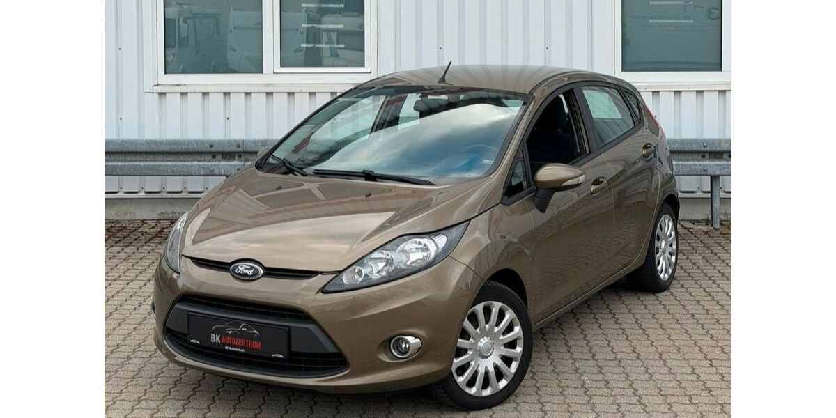 Ford Fiesta 104.250 km 4.750 &euro; Postbauer-Heng 92353