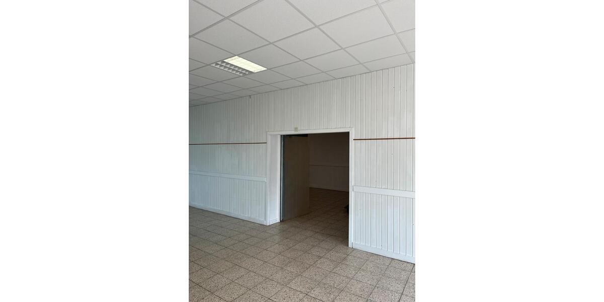 Wohn-und Geschäftshaus zu vermieten in 65232 Taunusstein zimmer