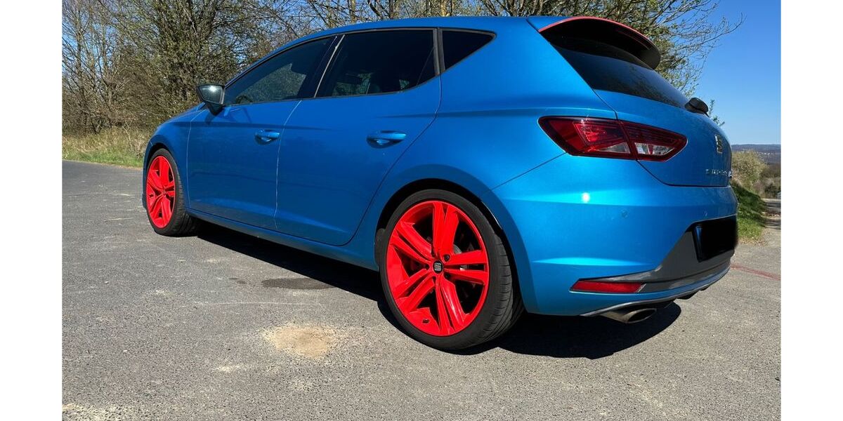 Seat Leon 182.000 km 14.790 &euro; Krunkel 56593