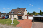 Mehr als ein Zuhause – Ihr Familienglück mit großem Garten - Doppelhaushälfte Neumünster Brachenfeld | Angebot:26943912