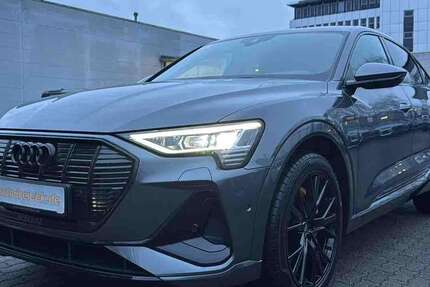 Audi e-tron 27.096 km 36.950 &euro; Hamburg 22047