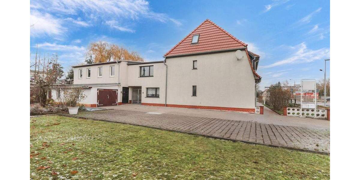 Mehrfamilienhaus, Wohnhaus Stendal Wahrburg - 8 Zimmer, 175 m&sup2;, 225.000&euro; | Angebot:25043130