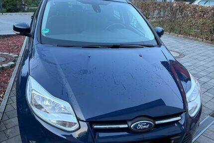 Ford Focus 92.900 km 4.200 &euro; Grossröhrsdorf 01900