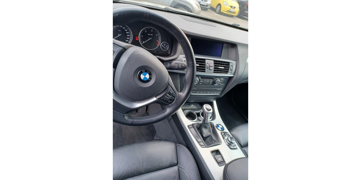 BMW X3 156.000 km 14.500 € Nürnberg 90403