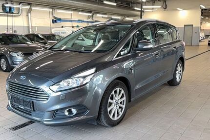 Ford S-Max 158.900 km 14.990 € Hamm 59071