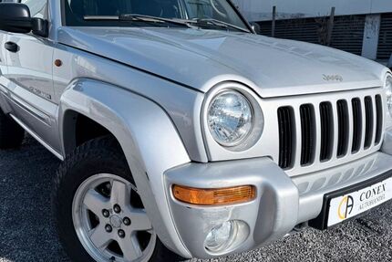 Jeep Cherokee 136.000 km 7.990 &euro; Korntal-Münchingen 70825