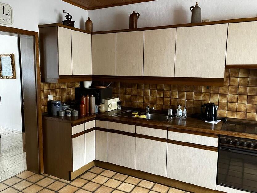 Zentral gelegenes Einfamilienhaus mit kleinem Garten zimmer