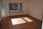 Wohnung im EG mit Balkon, Garage und Stellplatz in ruhiger Lage ... sucht lebensälteren Mieter ... 2 zimmer