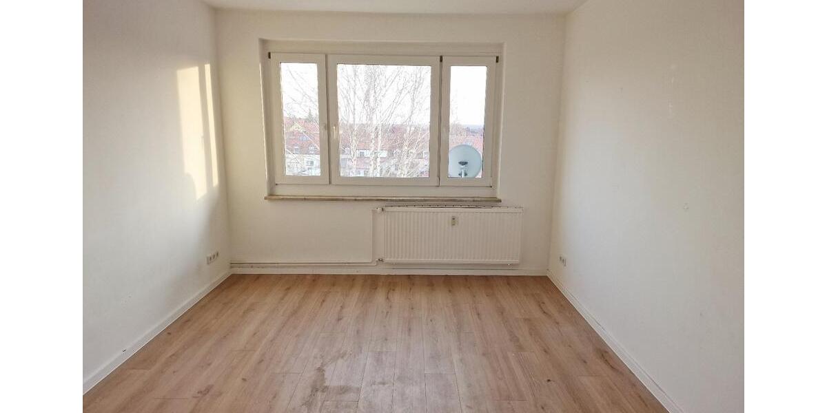 Etagenwohnung Kitzscher - 2 Zimmer, 46 m&sup2;, 295&euro; | Angebot:25852922