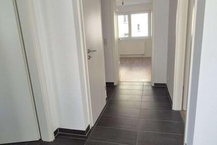Saniert! RMH 134 m² +Garten+3 Bäder +40 m² Keller zimmer