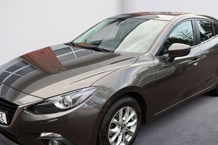 Mazda 3 102.000 km 11.990 &euro; Berlin 12526