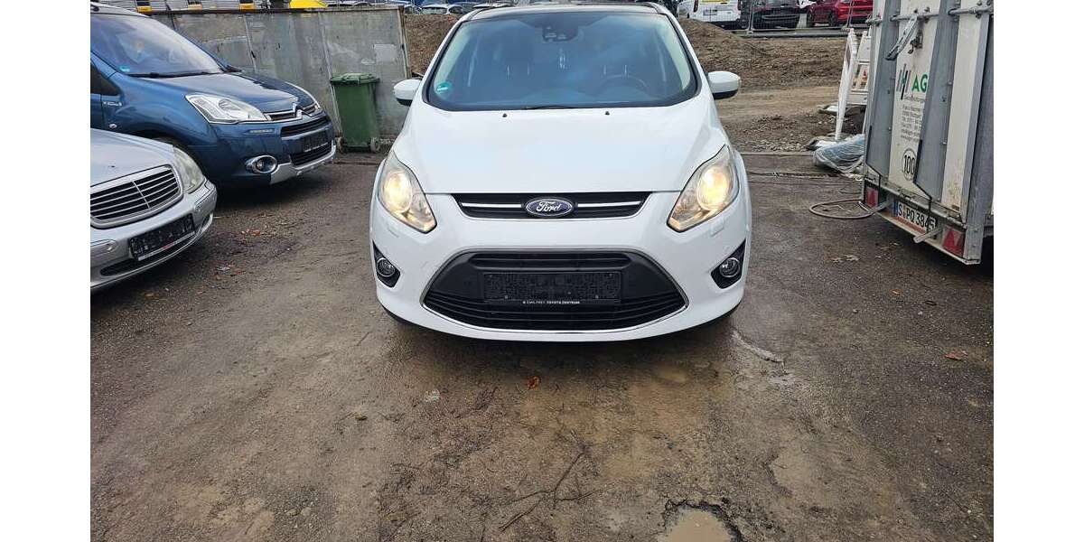 Ford C-Max 124.816 km 4.999 &euro; Stuttgart 70376