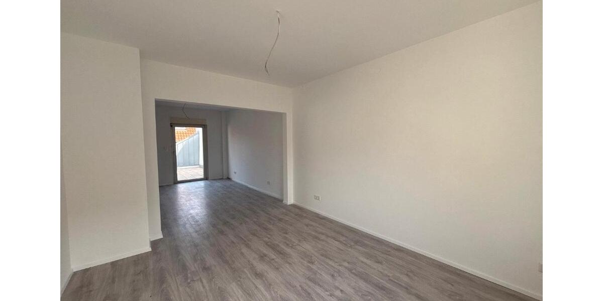 Einfamilienhaus Fritzlar - 6 Zimmer, 146 m&sup2;, 1.950&euro; | Angebot:24245183