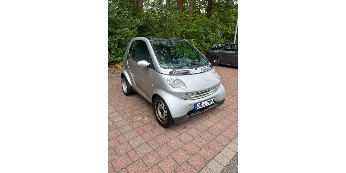 Smart ForTwo 126.133 km 2.200 &euro; Hamburg 22335