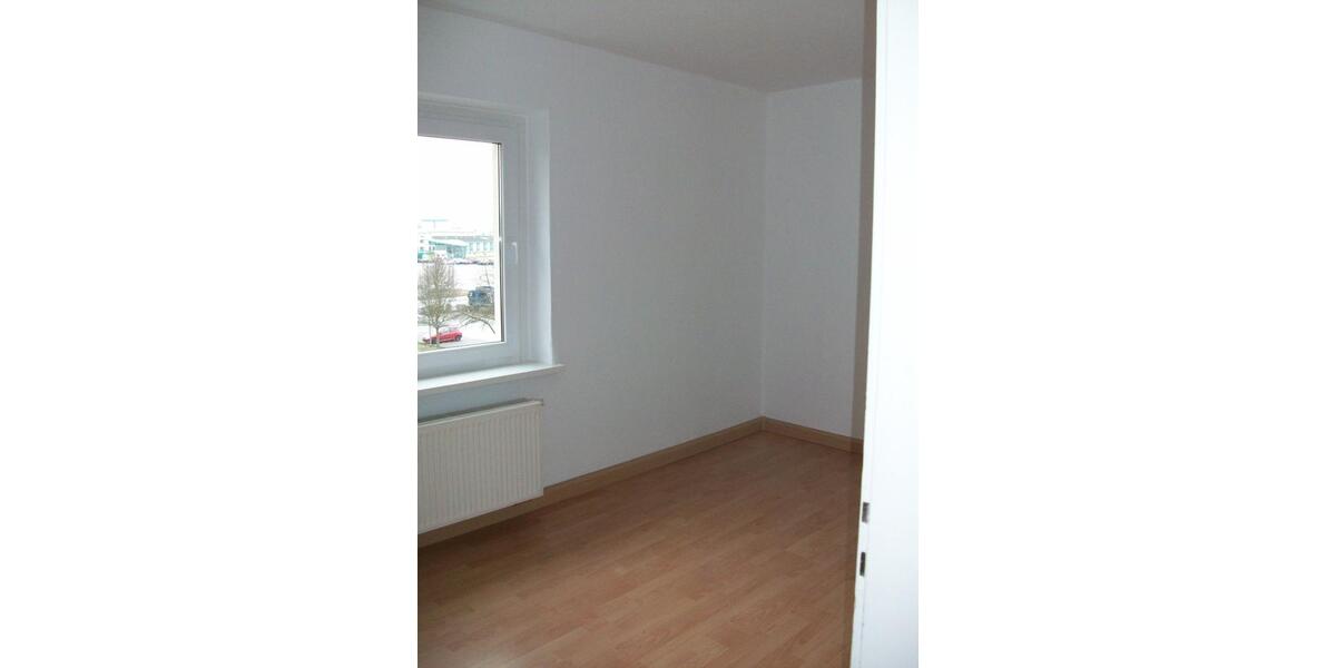Etagenwohnung Riesa - 4 Zimmer, 77 m&sup2;, 78.540&euro; | Angebot:26926895