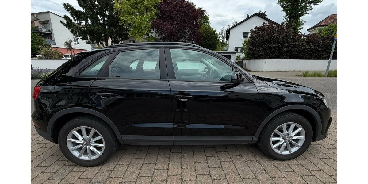 Audi Q3 2.0 TDI Facelift Xenon AHK 116.000 km 13.990 &euro; Neckarsulm 74172