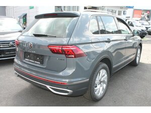 VW Tiguan 2,0 TDi 4-Mo DSG Navi AHK SOFORT !! 10 km 43.300 € Bonn 53225