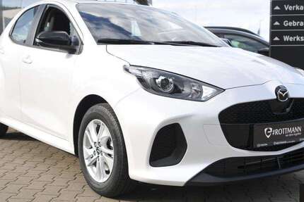 Mazda 2 1.093 km 22.870 &euro; Bottrop 46244