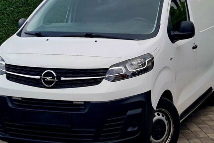 Opel Vivaro 100.000 km 16.999 &euro; Bad Lippspringe 33175