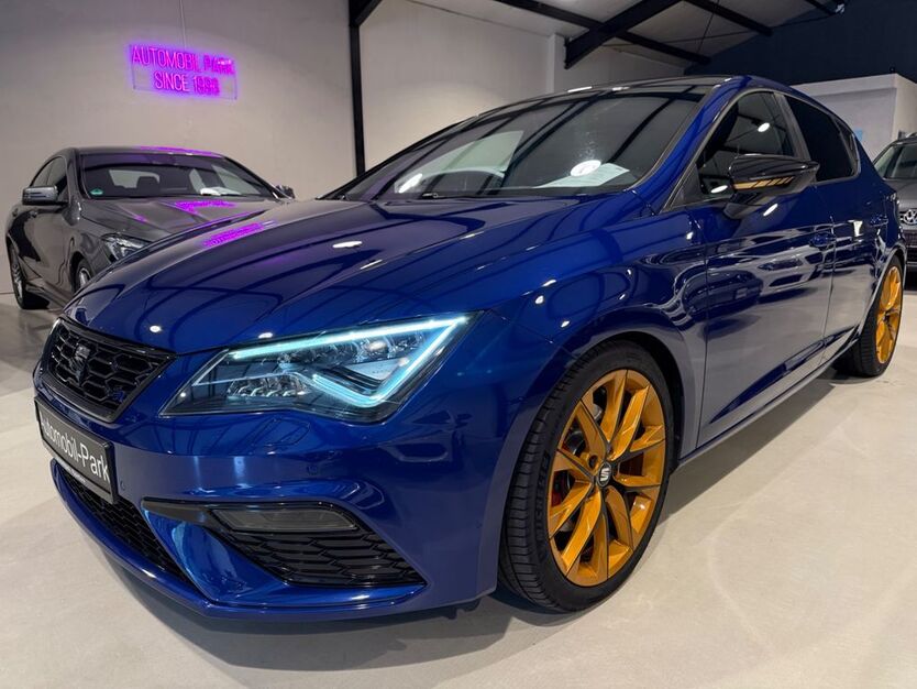 Seat Leon 124.998 km 14.990 € Paderborn 33102