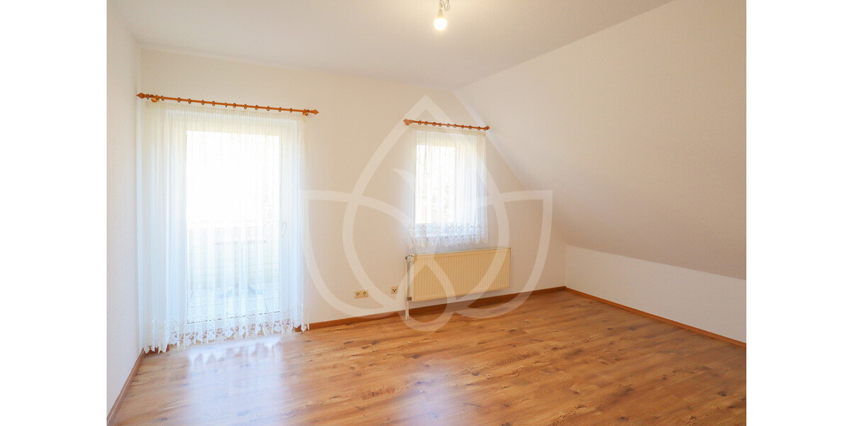 Zweifamilienhaus mit 6 Zimmer in Glienicke,Nordbahn - Zweifamilienhaus Glienicke/Nordbahn Nordbahn | Angebot:27029271