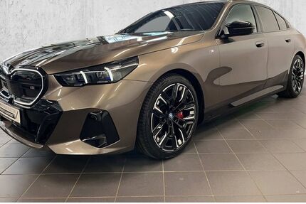 BMW i5 16.757 km 78.440 &euro; Solingen 42719