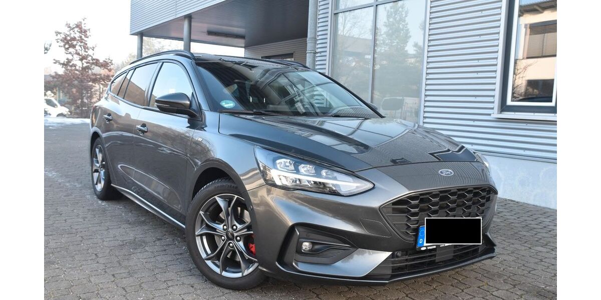 Ford Focus 77.000 km 14.800 &euro; München 81829