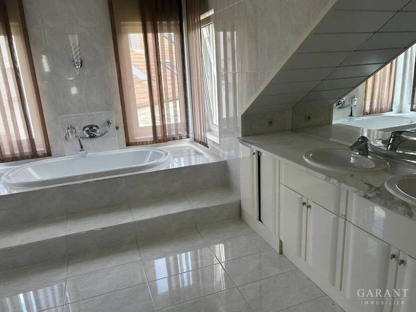 Moderne 3 12 Zimmer-Wohnung mit Kamin und Sauna in Ostelsheim 3 zimmer