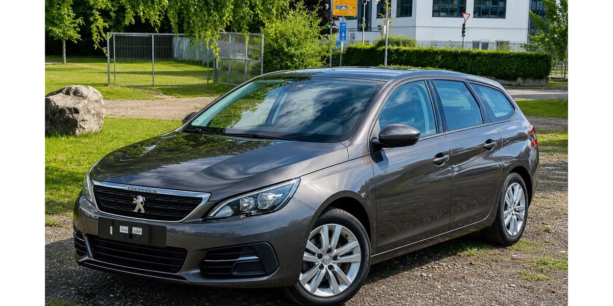 Peugeot 308 120.725 km 7.799 &euro; Lüdenscheid 58513