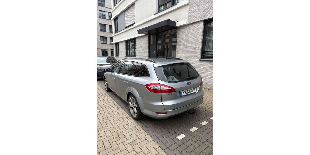 Ford Mondeo 213.000 km 3.300 &euro; Köln 50670