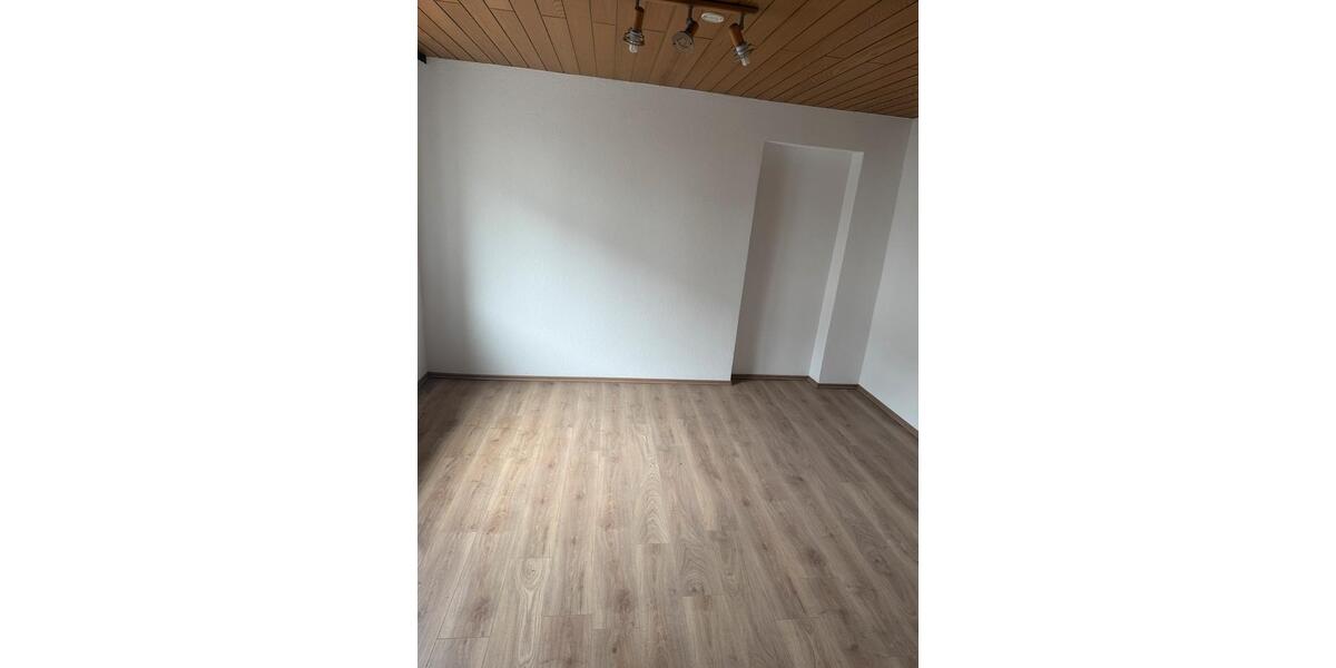 Einfamilienhaus mit Garten in 56424 Ebernhahn zu vermieten 6 zimmer