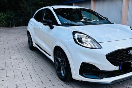 Ford Puma 26.855 km 27.900 &euro; Köln 51063